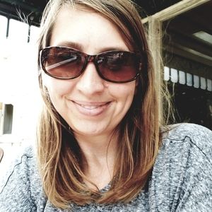 Meet your Posher, Stacey